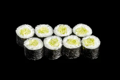 Макидзуси с огурцом